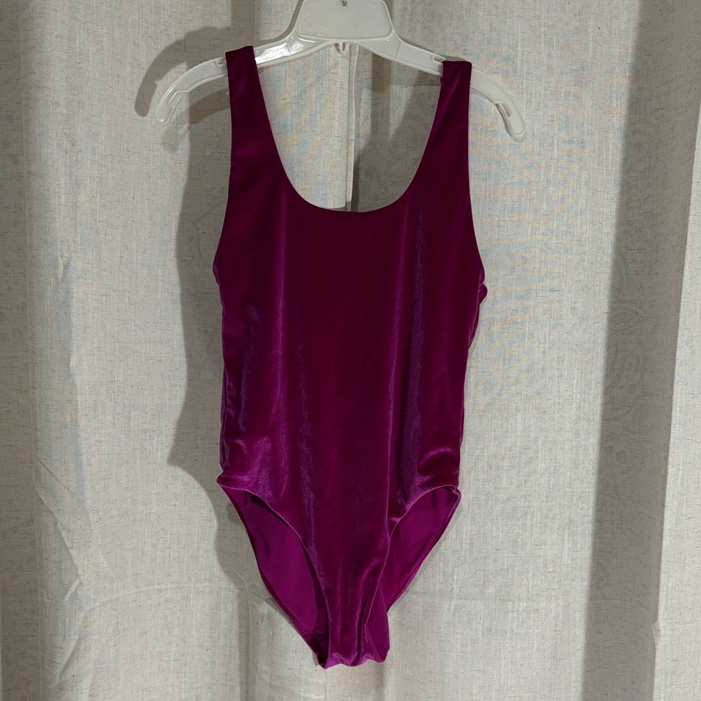 Cabana Del Sol Women’s Fuchsia Velvet One Piece Bathing Suit